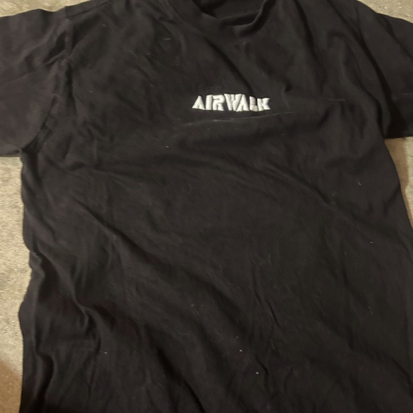AirWalk Short sleeve - Picture 1 of 1